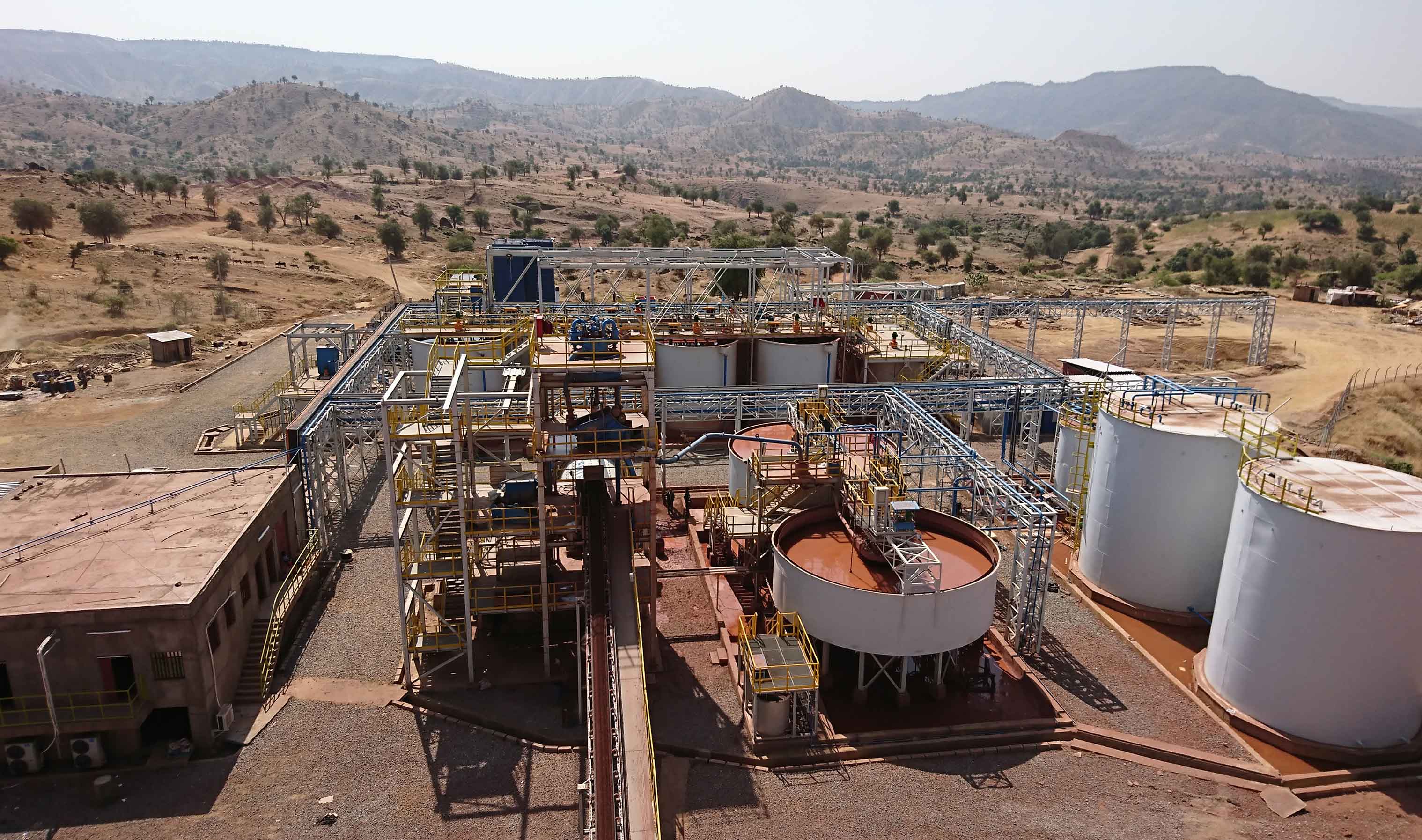 Dry grinding plant
